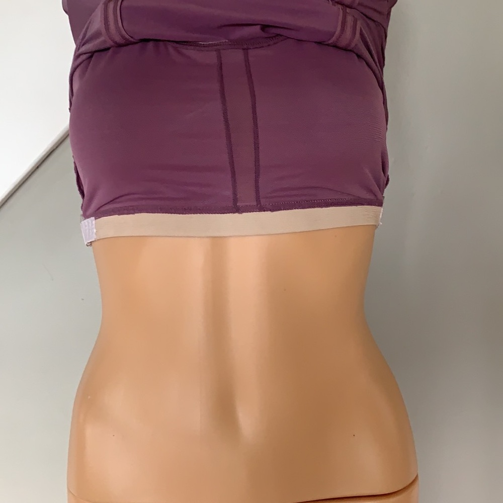 Lululemon tank - Picture 5 of 6
